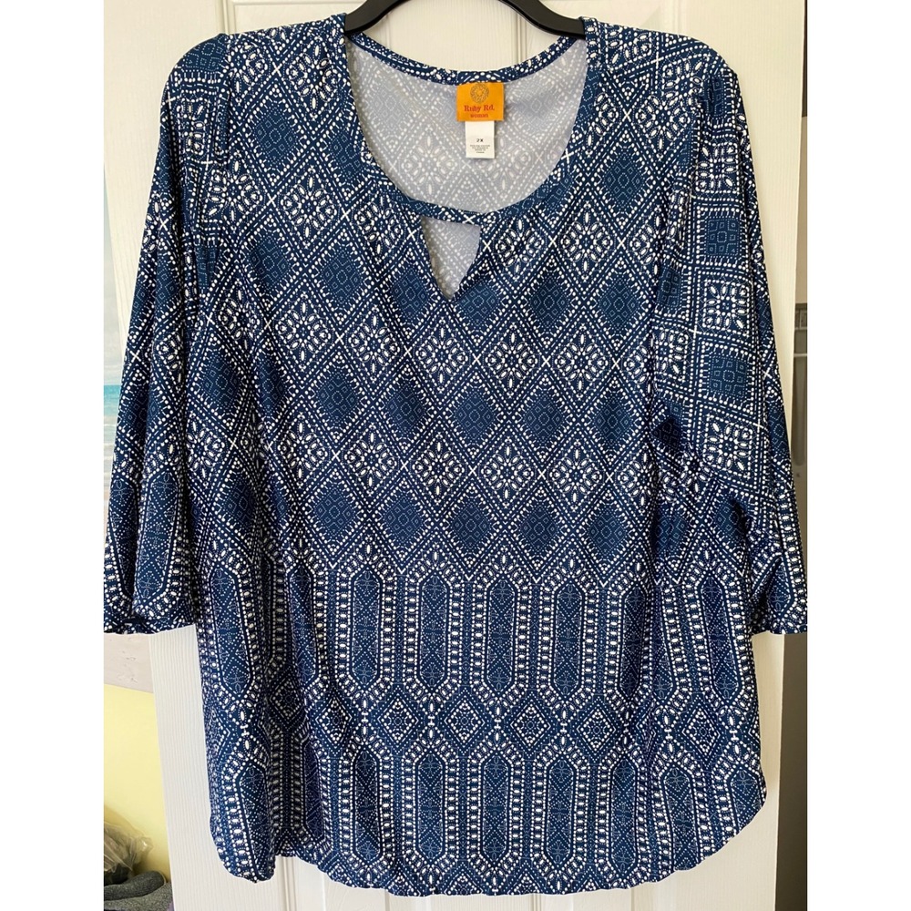 Ruby Rd Women's Plus Top 2XL Blue Geometric Diamond 3/4 Sleeve Keyhole Blouse